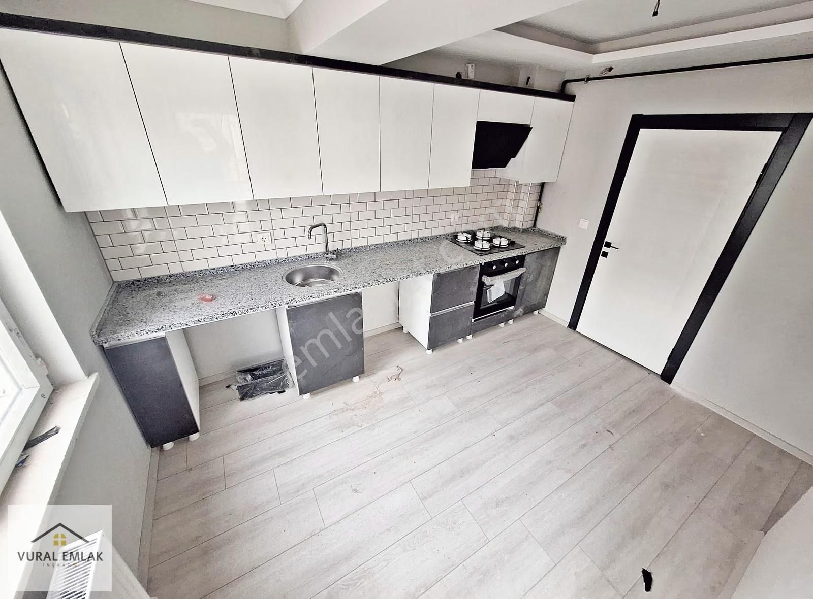 Vural Emlaktan 2+1 İskanlı Ultra Lüx Kombi Petek Full Yapılı - Görsel 26
