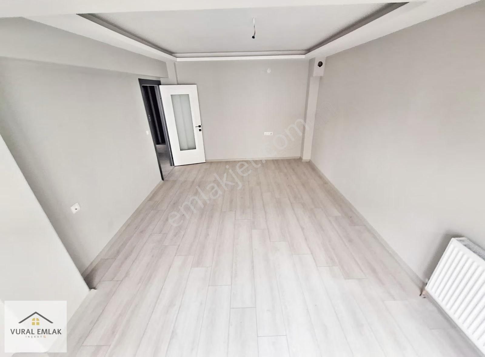 Vural Emlaktan 2+1 İskanlı Ultra Lüx Kombi Petek Full Yapılı - Görsel 4