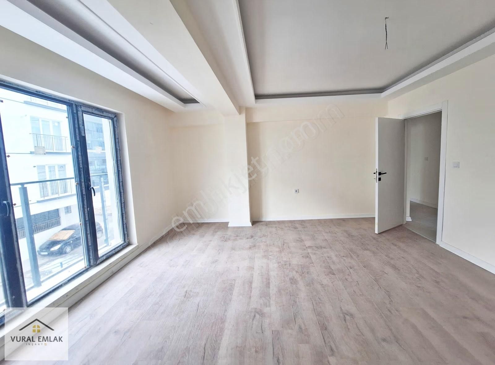 Vural'dan Yerden Isıtmalı, Giyinme Odalu 3+1 Kullanışlı Daire - Görsel 32