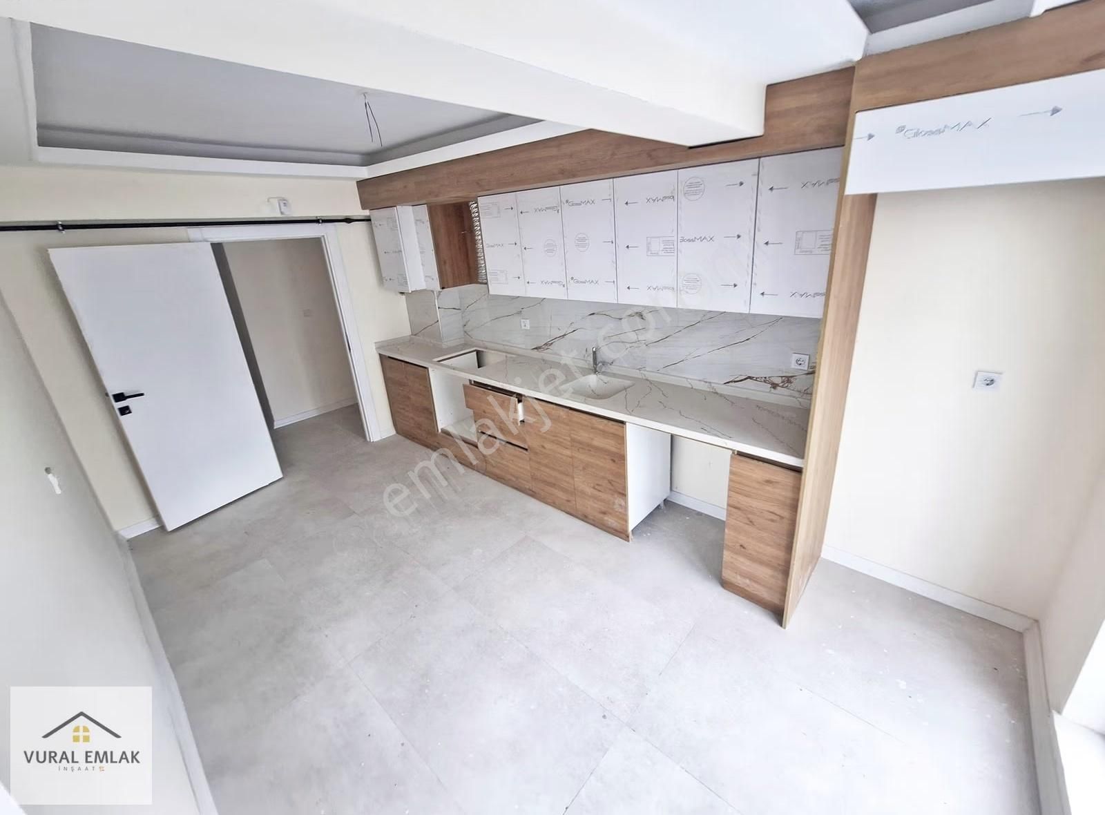 Vural'dan Yerden Isıtmalı, Giyinme Odalu 3+1 Kullanışlı Daire - Görsel 27