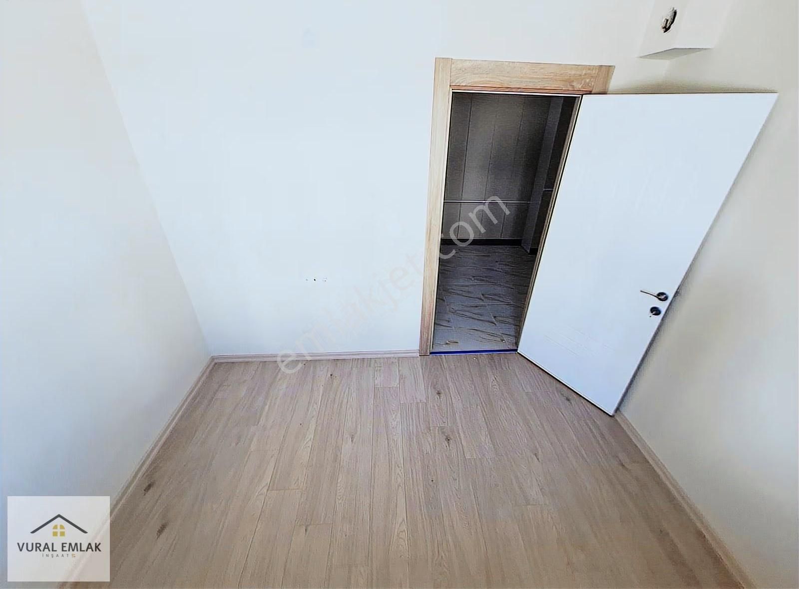 Vural Emlaktan 3+1 Kat Konumunda Haftanın Bomba Fırsatı 128m2 - Görsel 21