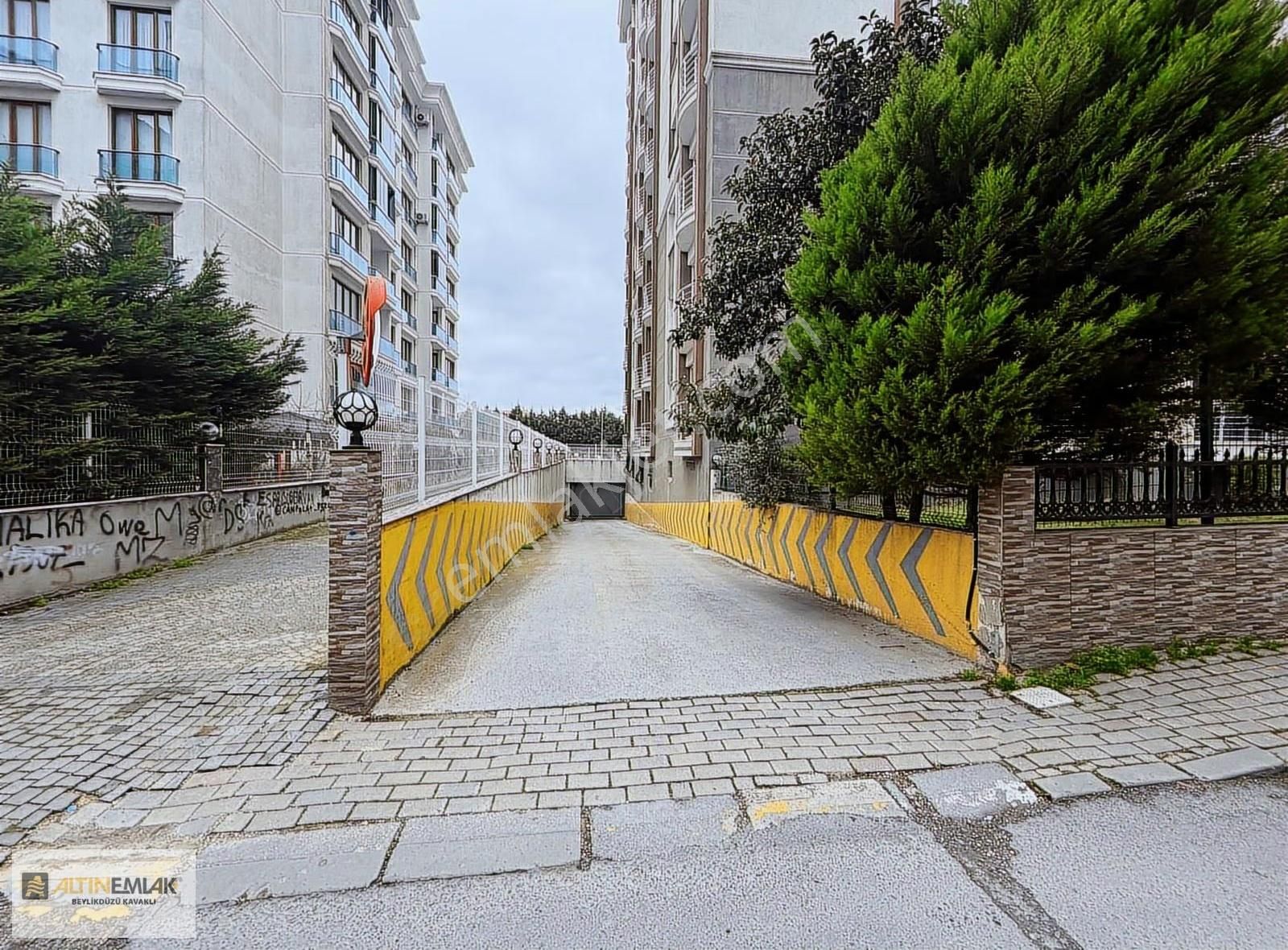 Beylikdüzü Adnan Kahveci'de Metrobüse Yakın 4+1 200 M2 Satılık D - Görsel 4