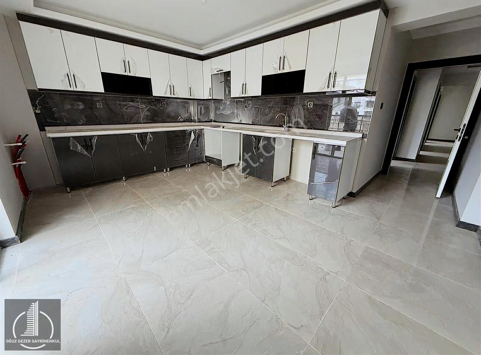 Oğuz Gezer Gayrimenkul'den Krediye Uygun Merkezi Konum 4+1 Daire - Görsel 14