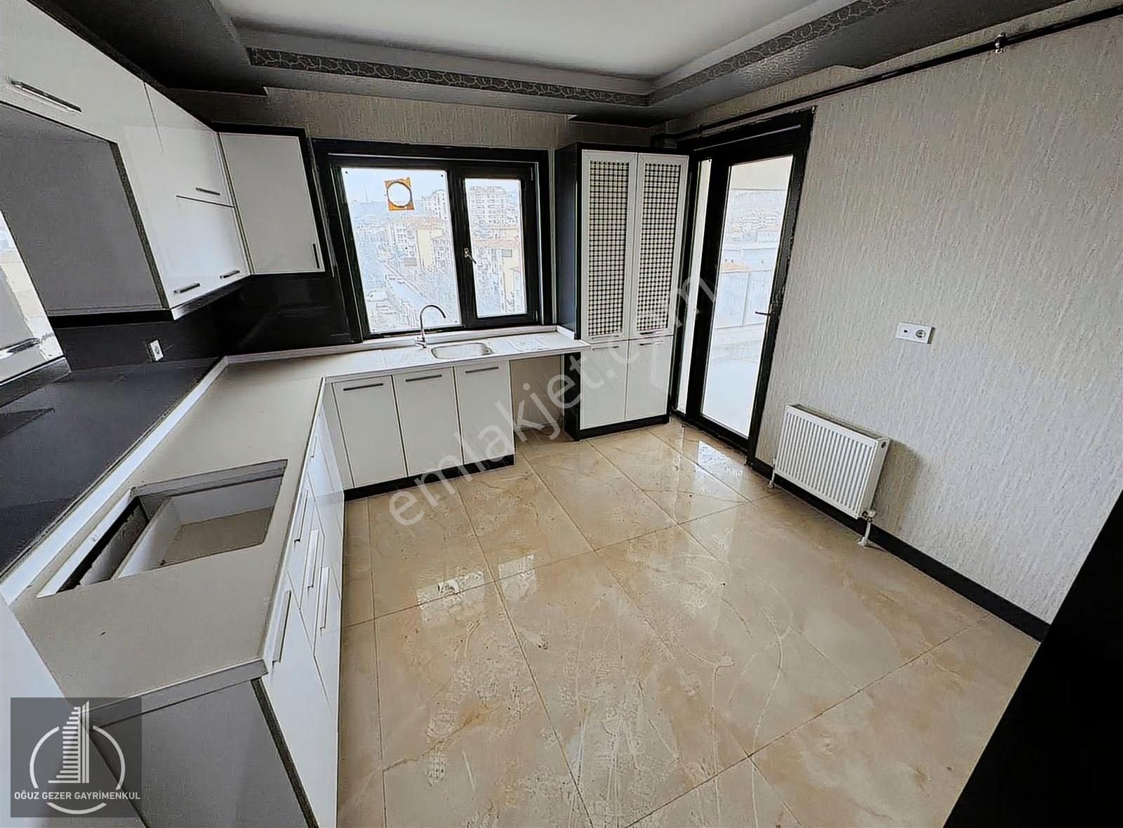 Oğuz Gezer Gayrimenkul'den 4+1 Manzaralı Ultra Lüx Site Dairesi - Görsel 17