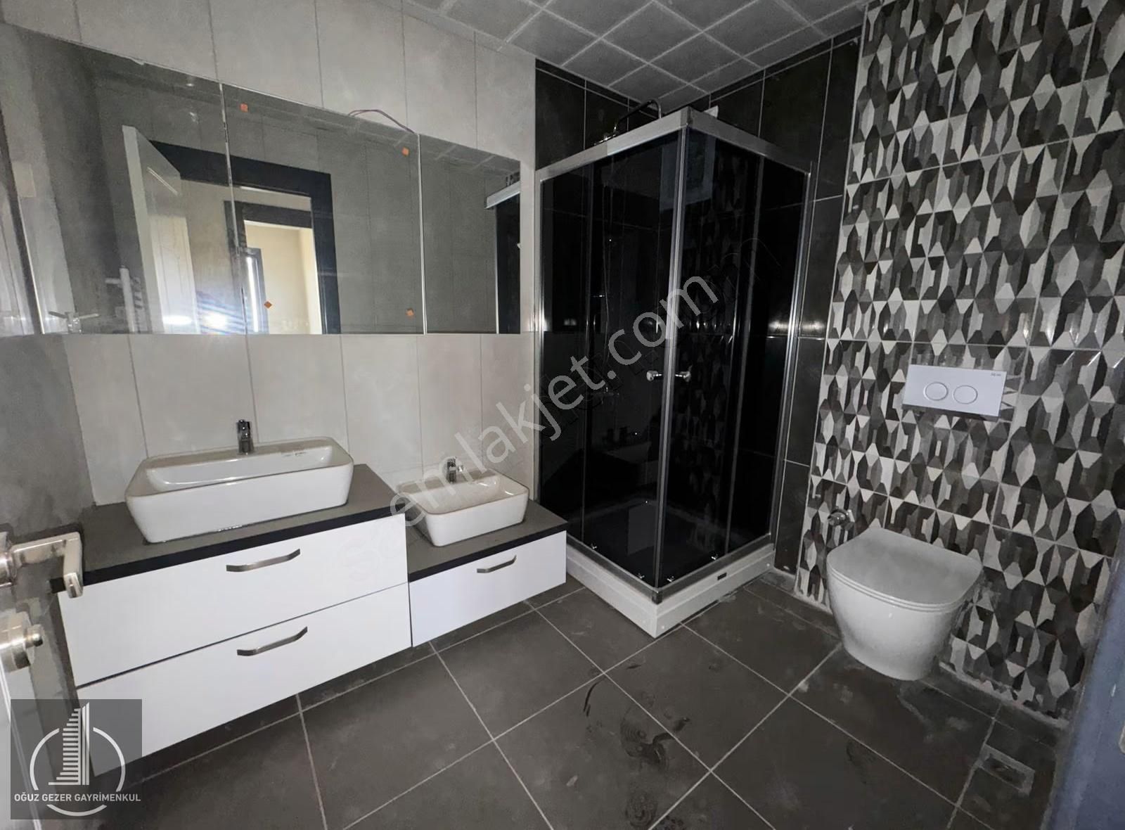 Oğuz Gezer Gayrimenkul'den 4+1 Manzaralı Ultra Lüx Site Dairesi - Görsel 6