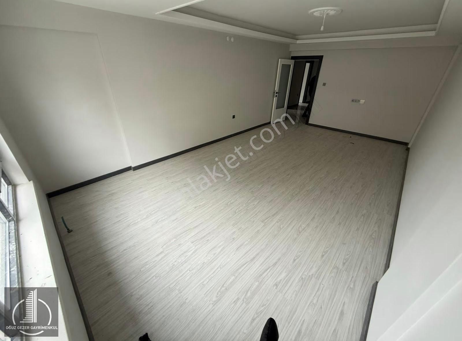 Oğuz Gezer Gayrimenkul'den Otobüs Güzergah Cadde Üzeri 3+1 Daire - Görsel 14