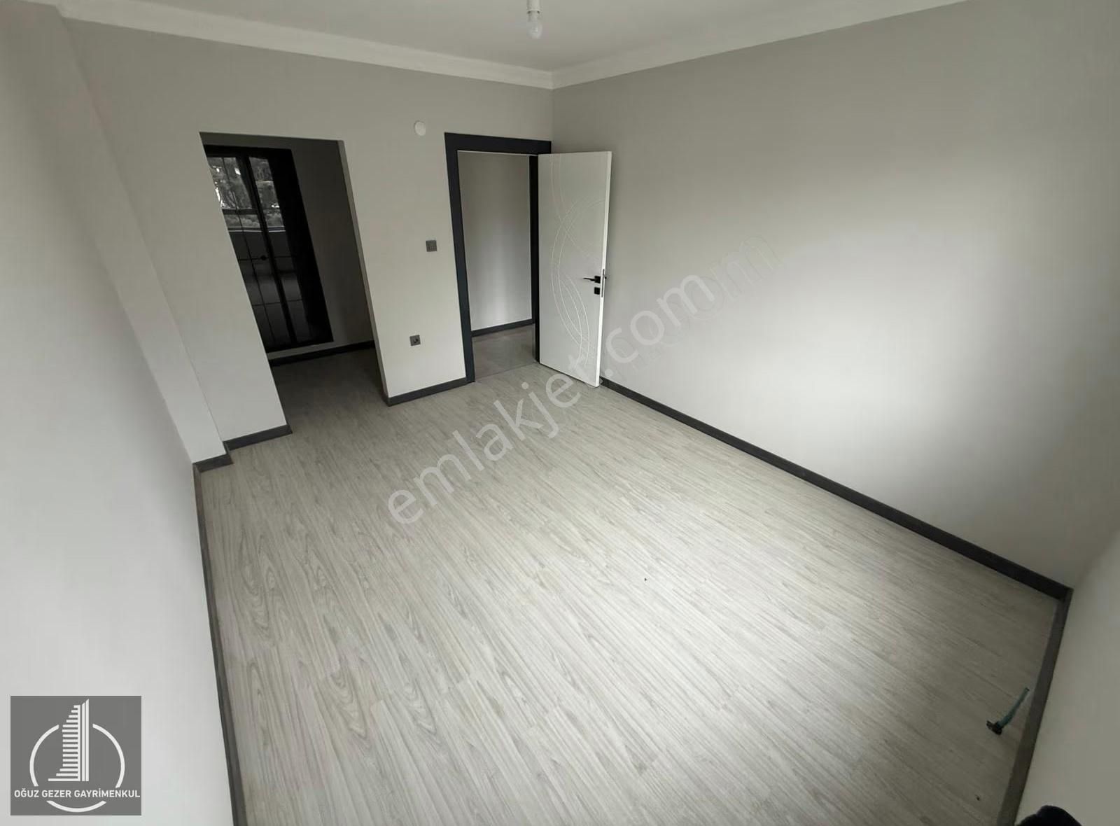 Oğuz Gezer Gayrimenkul'den Otobüs Güzergah Cadde Üzeri 3+1 Daire - Görsel 2