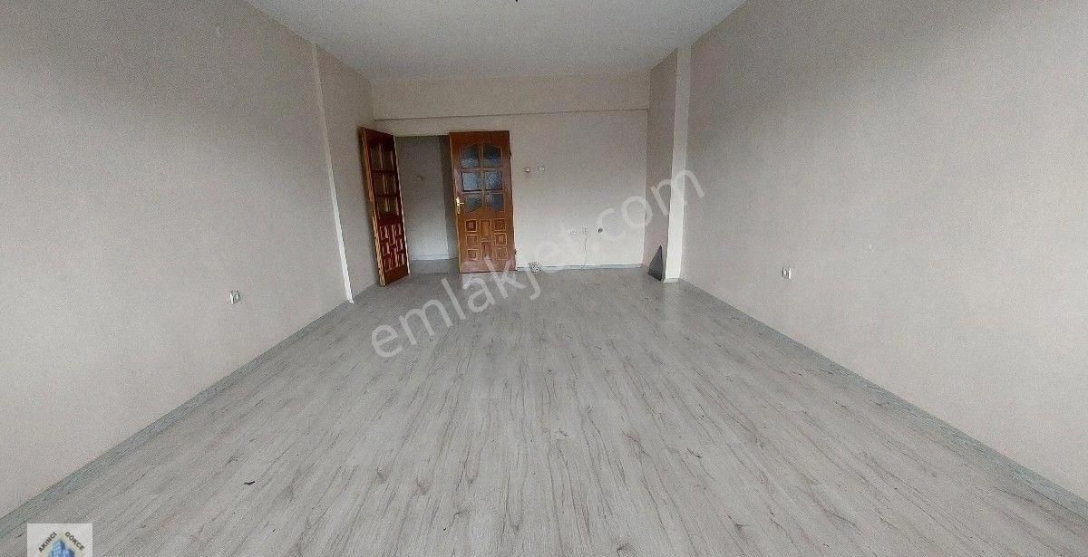 Törekent De Asansörlü Metro İstasyonuna Yakın Ara Kat Site De 3+1 Dairesi - Görsel 11