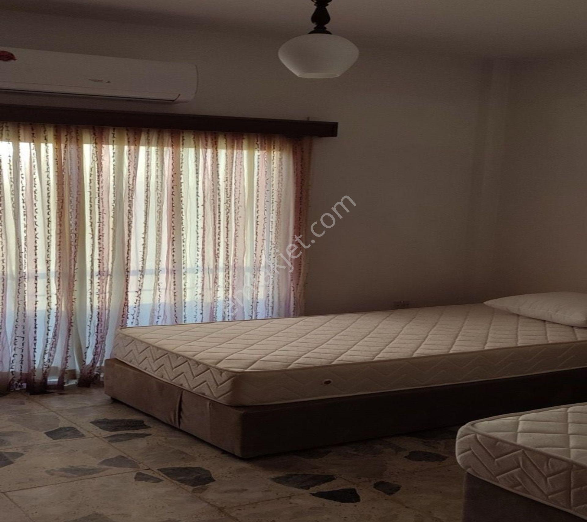 Yeniboğaziçinde Çalışır Durumda 9 Odalı Satılık Hotel - Görsel 15