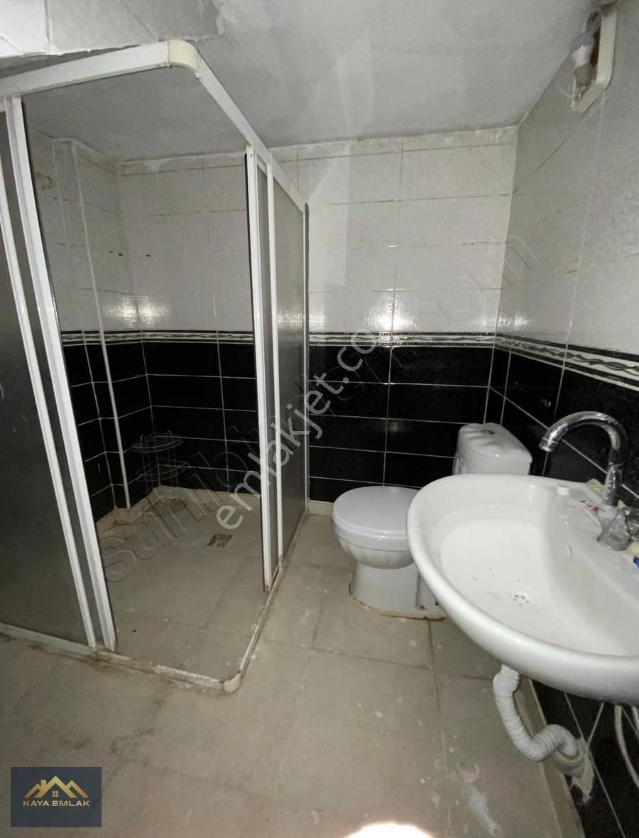 Konak Mahallesi Yaşar Torun Gençlik Civarı - Görsel 11