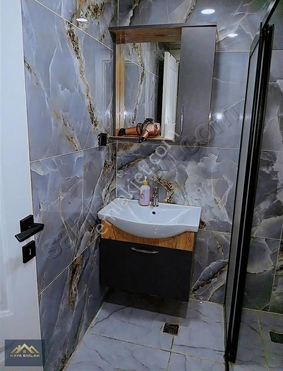 Metropol Caddesinde Kiralık 1+1 1+0 Daireler - Görsel 7