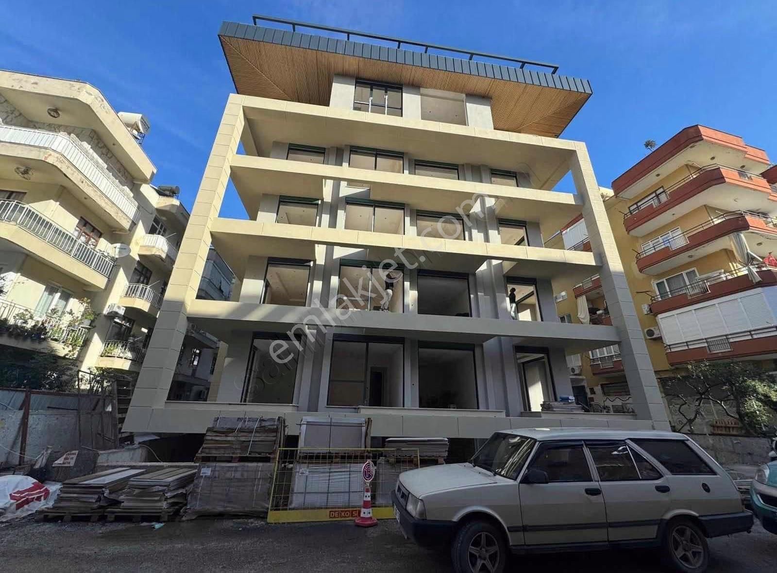 Güllerpınarı Mah Full Aktiviteli 2+1 Satılık Daire Denize 150m - Görsel 2