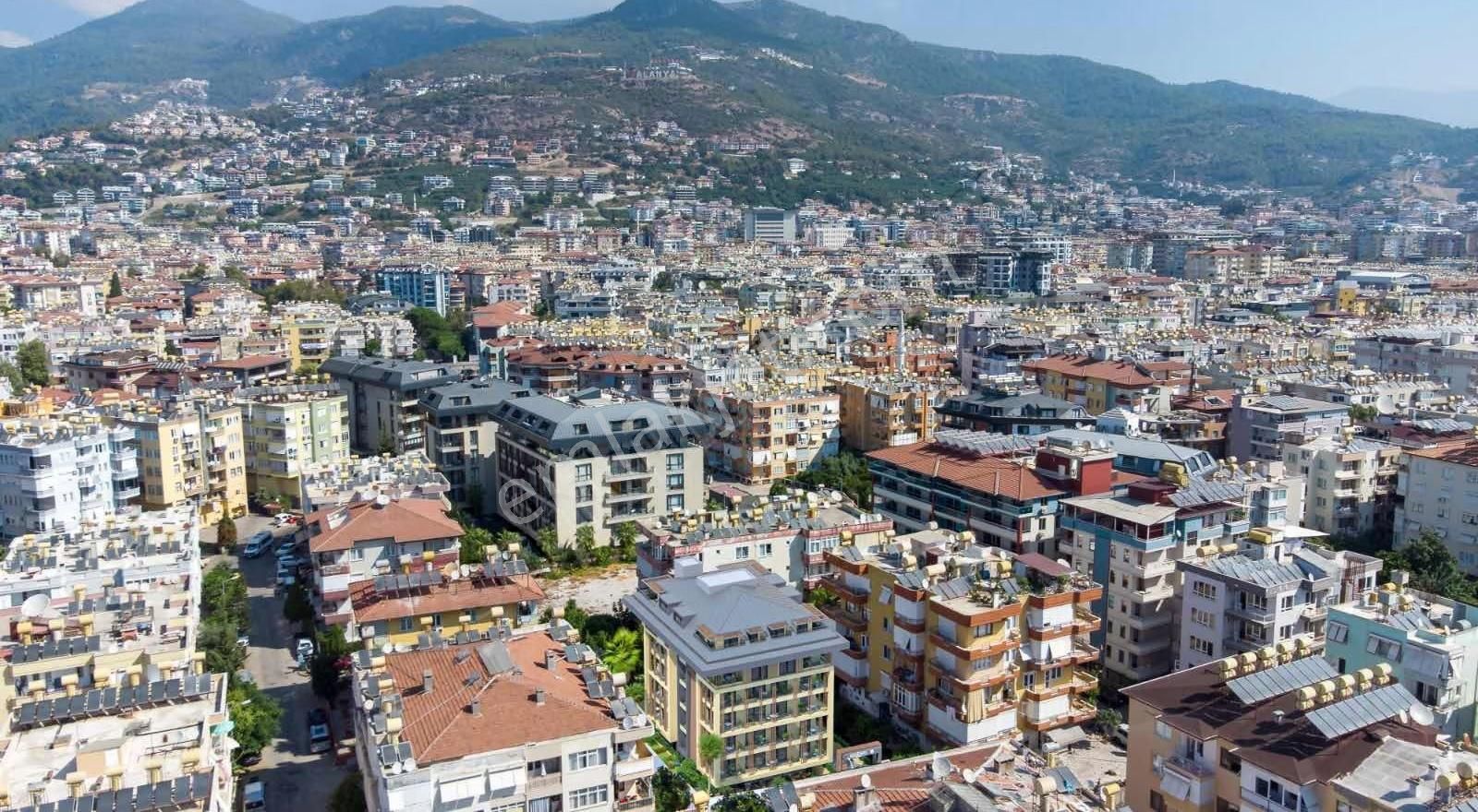 Güllerpınarı Mah Full Aktiviteli 2+1 Satılık Daire Denize 150m - Görsel 4