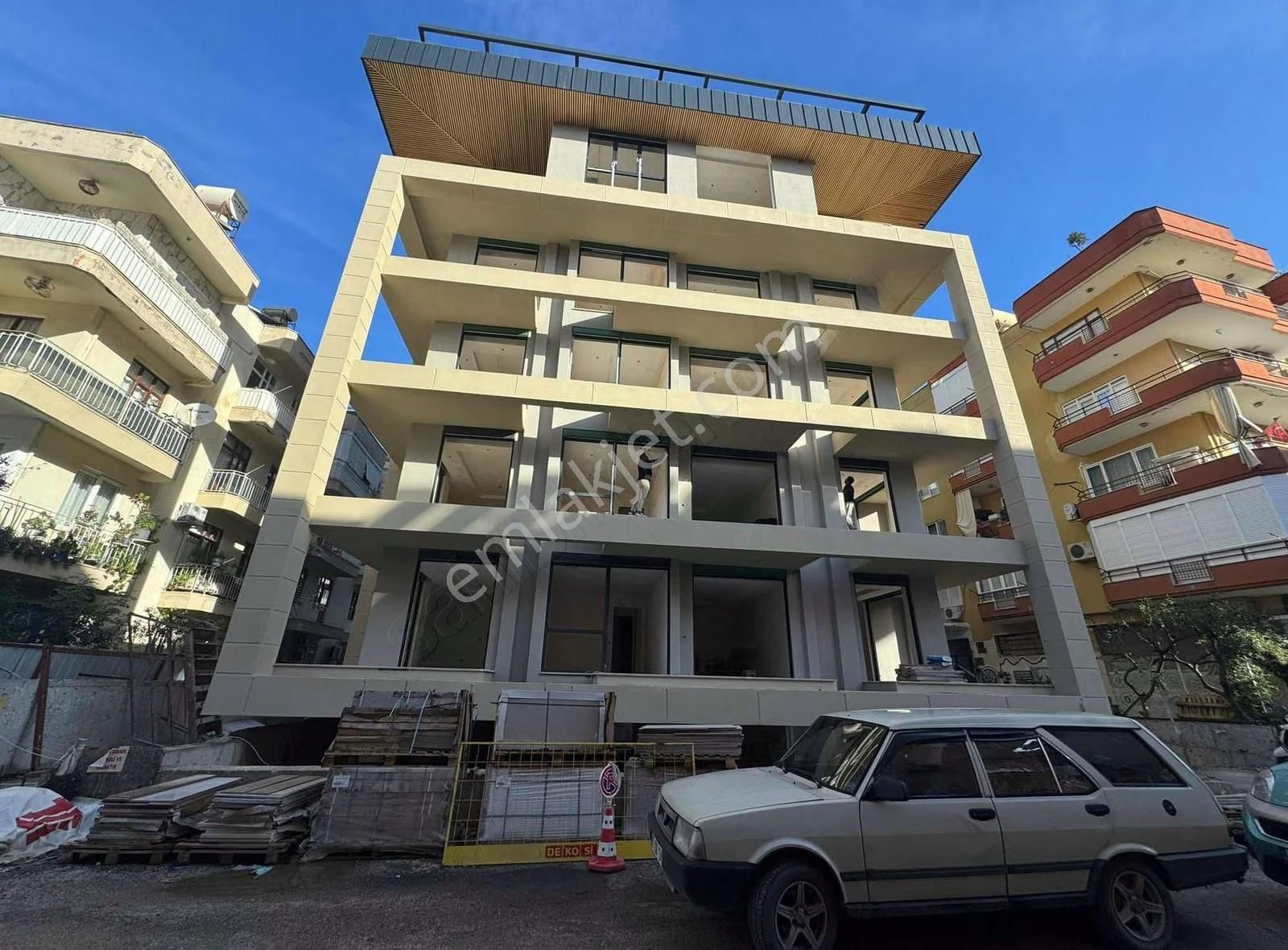 Güllerpınarı Mah Full Aktiviteli 2+1 Satılık Daire Denize 150m - Görsel 25