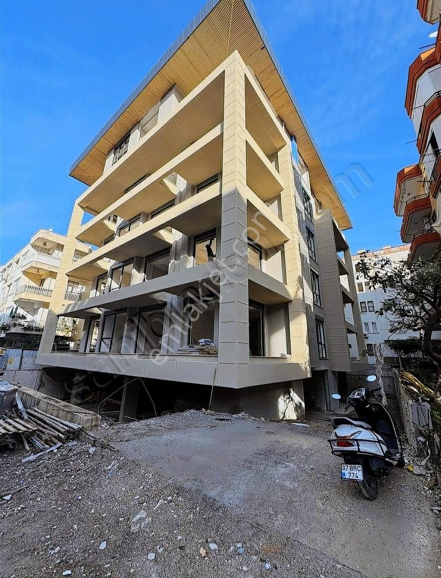 Güllerpınarı Mah Full Aktiviteli 2+1 Satılık Daire Denize 150m - Görsel 18