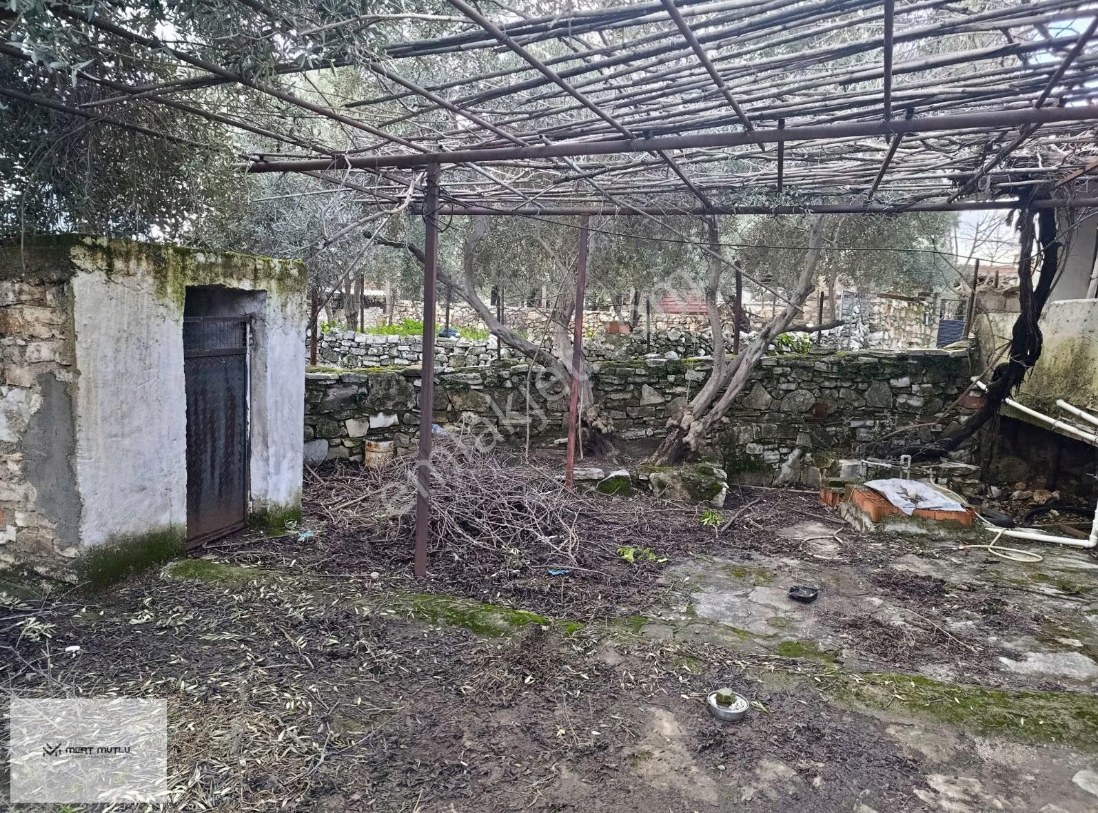 Hasan Göktepe Den Sahile 5dk Mesafede Müstakil Bahçeli Köy Evi - Görsel 8