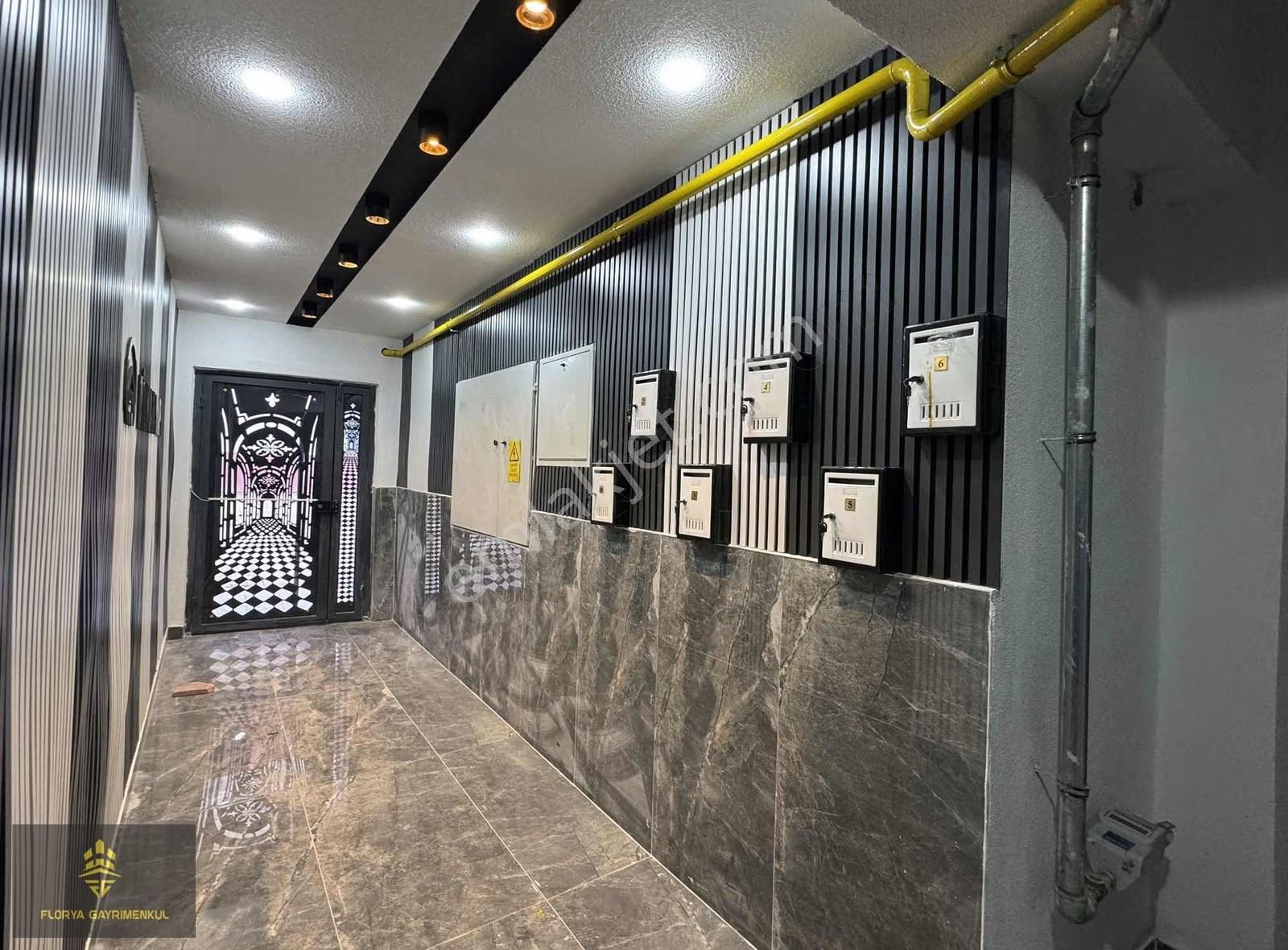 Çamlıca Mh Tramvay Yakını Özel Garaj Cam Balkon Ebv Banyo - Görsel 5