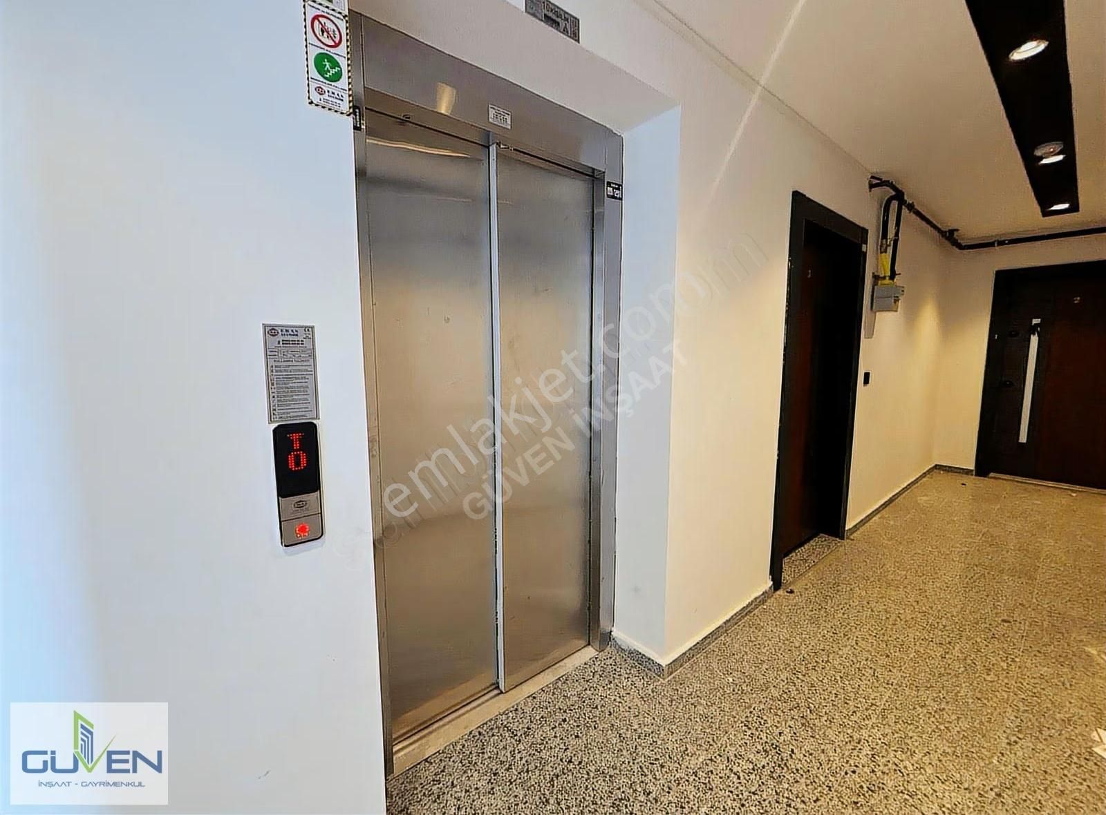 Güven'den Merkezi Konumda İskanlı Ön Cephe K.otoparklı 1+1 Daire - Görsel 29