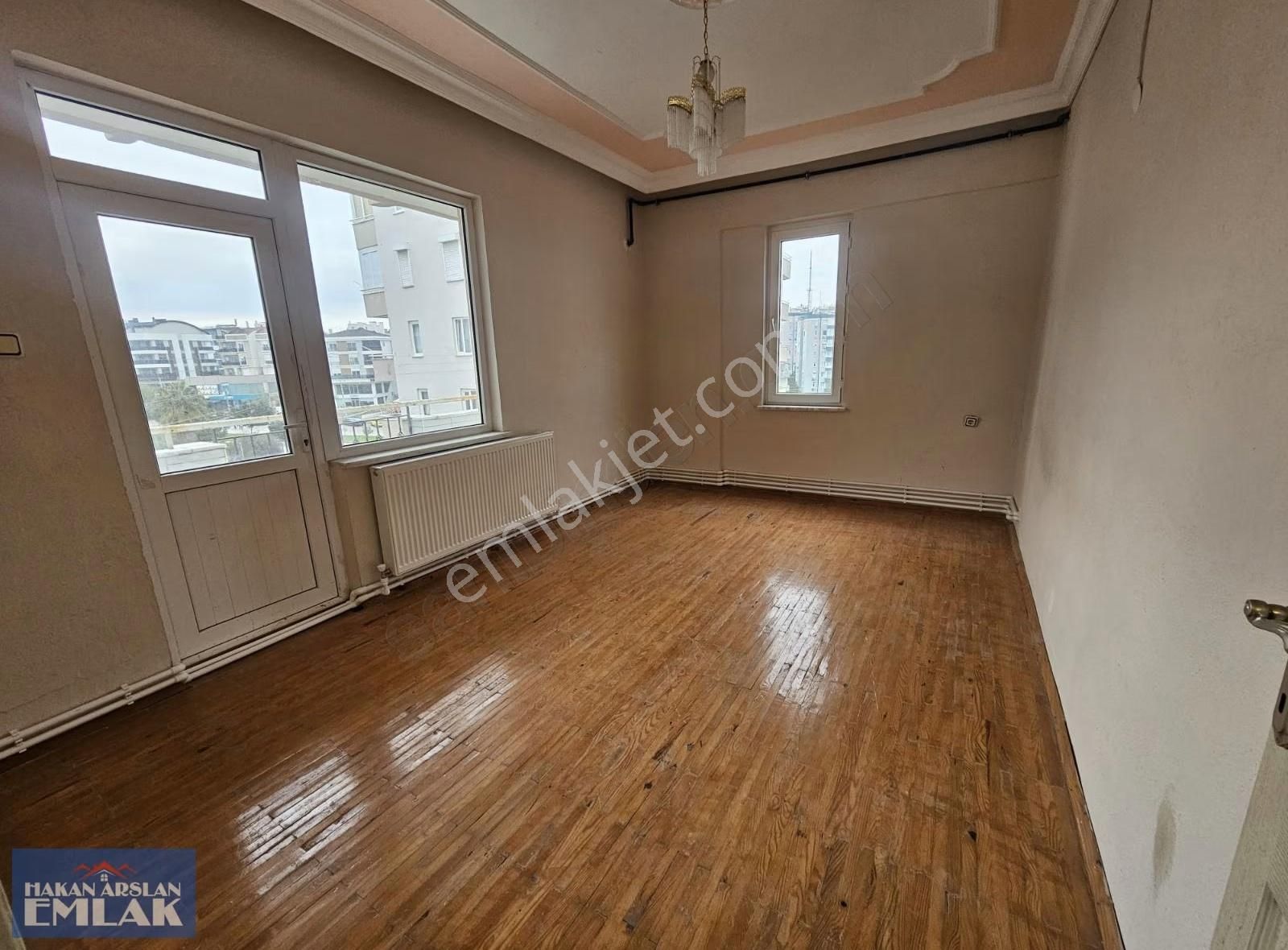 Çankaya'nın En Gözde Yerinde Seyir Terası Üstü 3+1 Kiralık Daire - Görsel 3