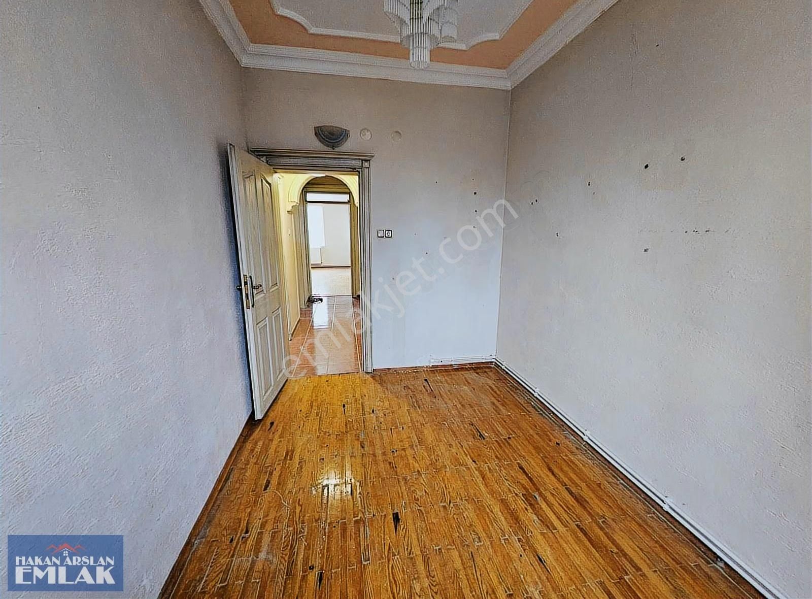 Çankaya'nın En Gözde Yerinde Seyir Terası Üstü 3+1 Kiralık Daire - Görsel 18