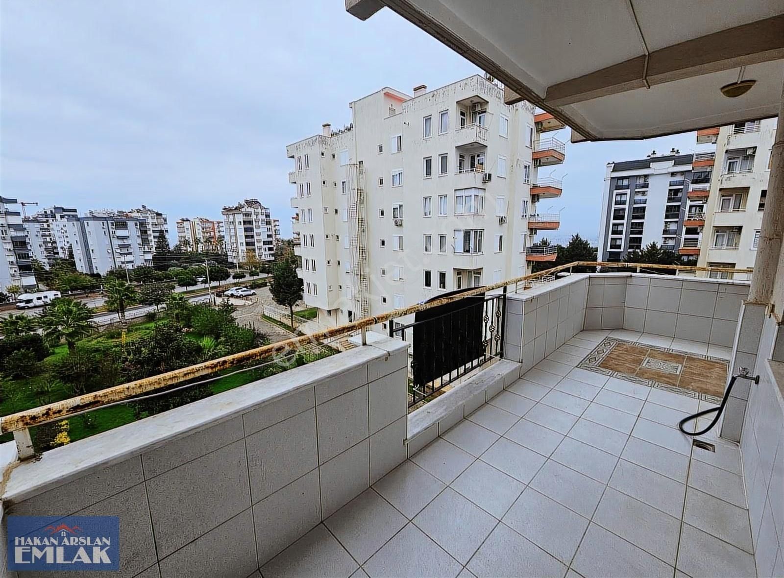 Çankaya'nın En Gözde Yerinde Seyir Terası Üstü 3+1 Kiralık Daire - Görsel 26