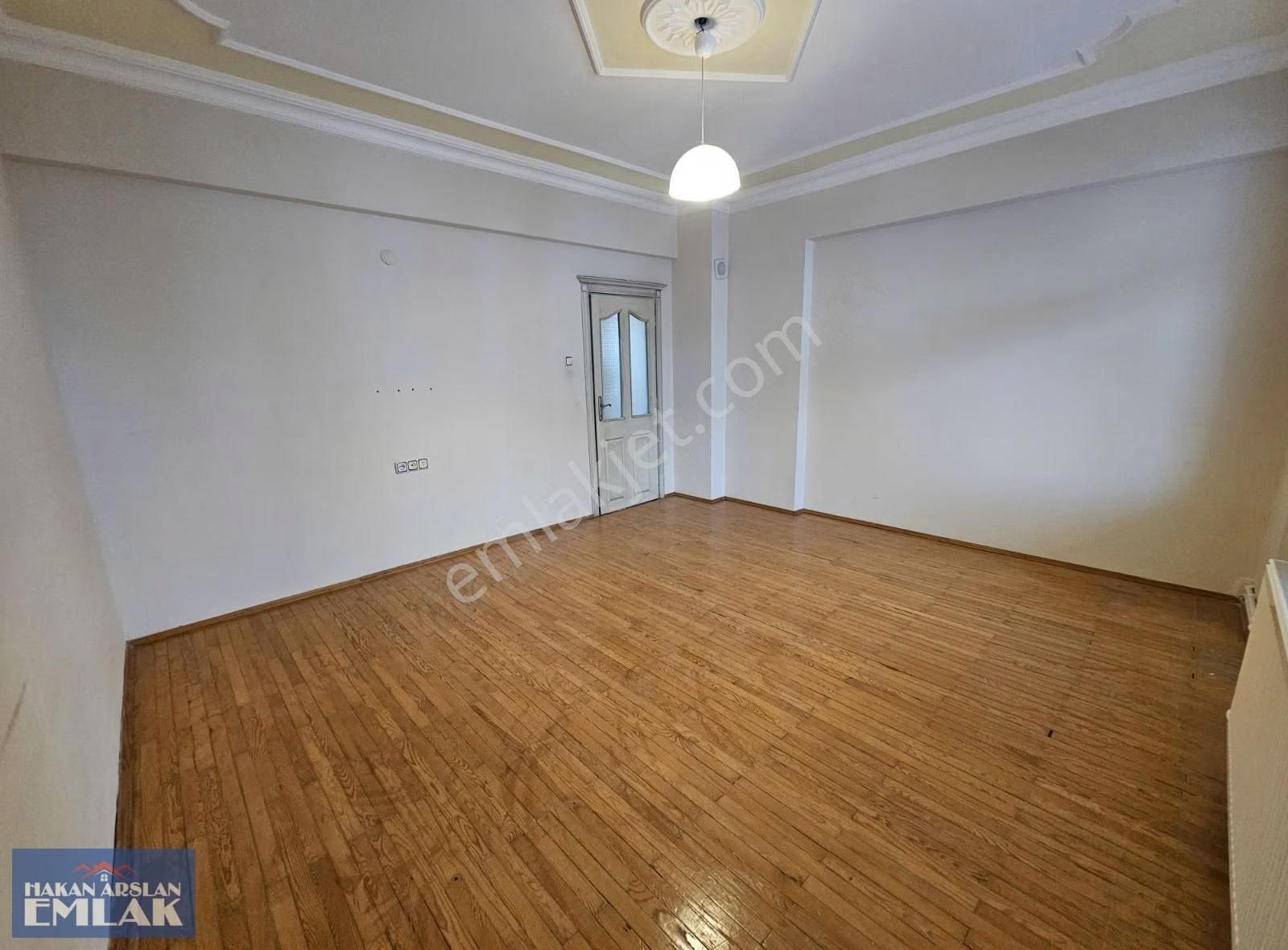 Çankaya'nın En Gözde Yerinde Seyir Terası Üstü 3+1 Kiralık Daire - Görsel 16