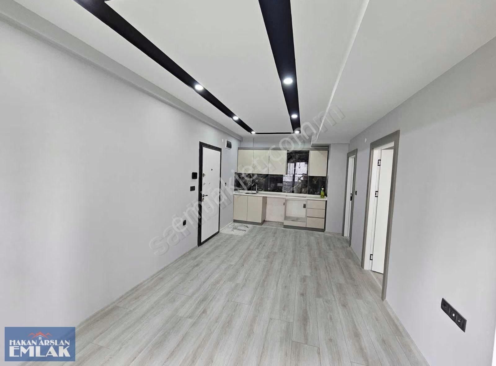 Erenköy'de Cadde'ye Yakın Kiralık 1+1 Daire - Görsel 5