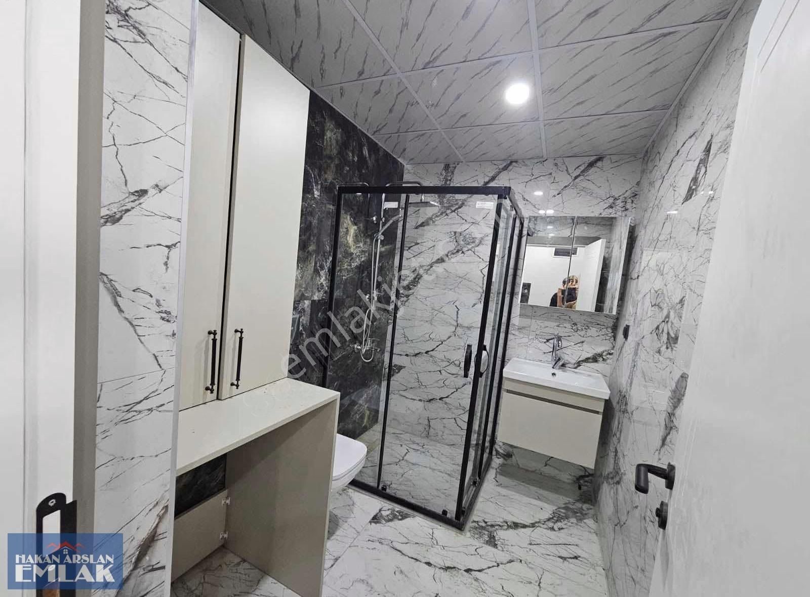 Erenköy'de Cadde'ye Yakın Kiralık 1+1 Daire - Görsel 15