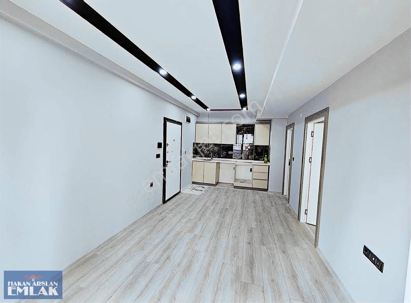 Erenköy'de Cadde'ye Yakın Kiralık 1+1 Daire - Görsel 4