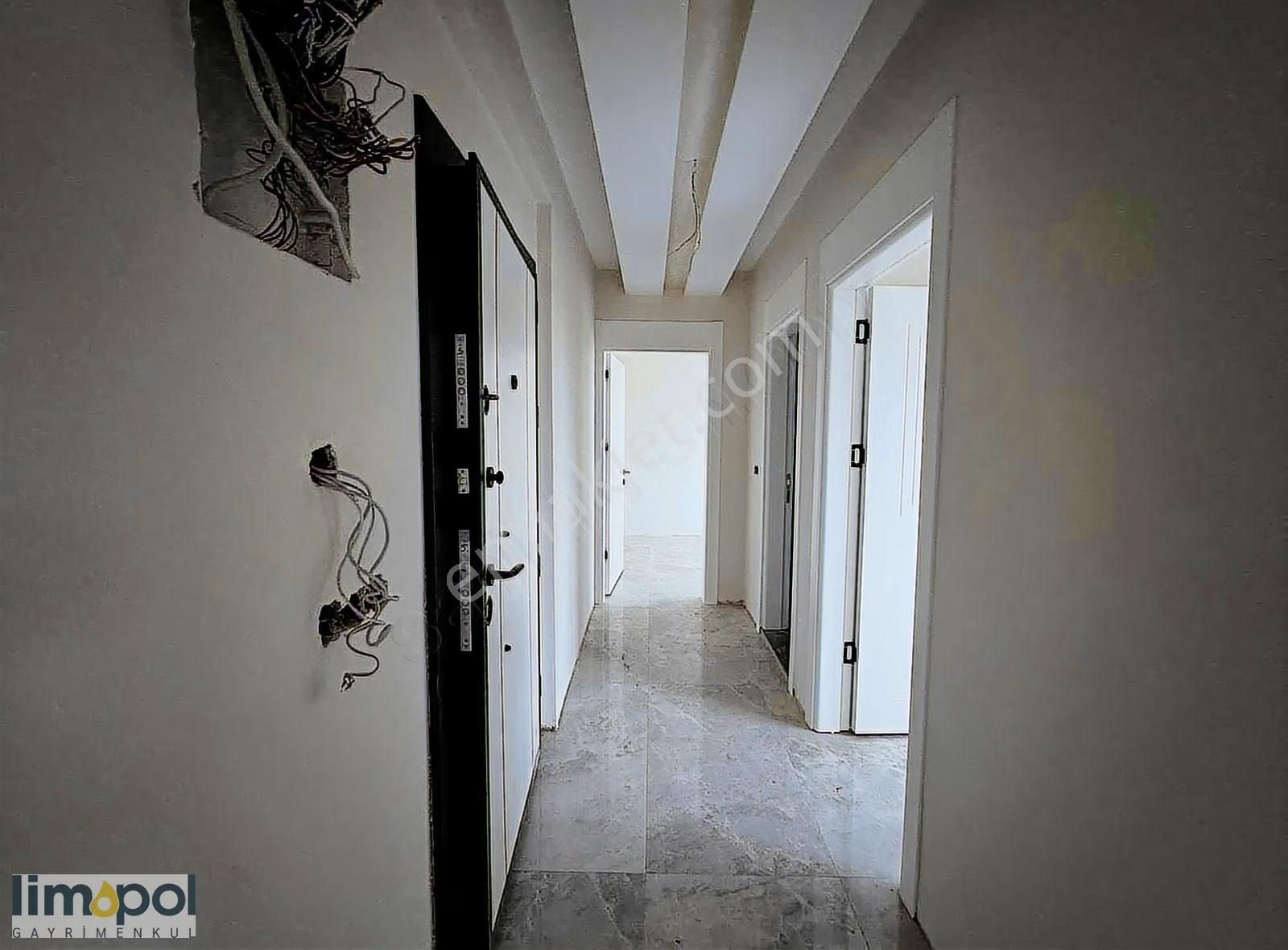 Taşyaka'da 2+1 Yeni Yapı,asansörlü,modern Satılık Daireler