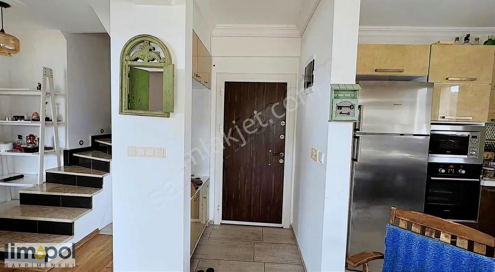 Limopol'den Kiralık 2+1 Eşyalı Daire