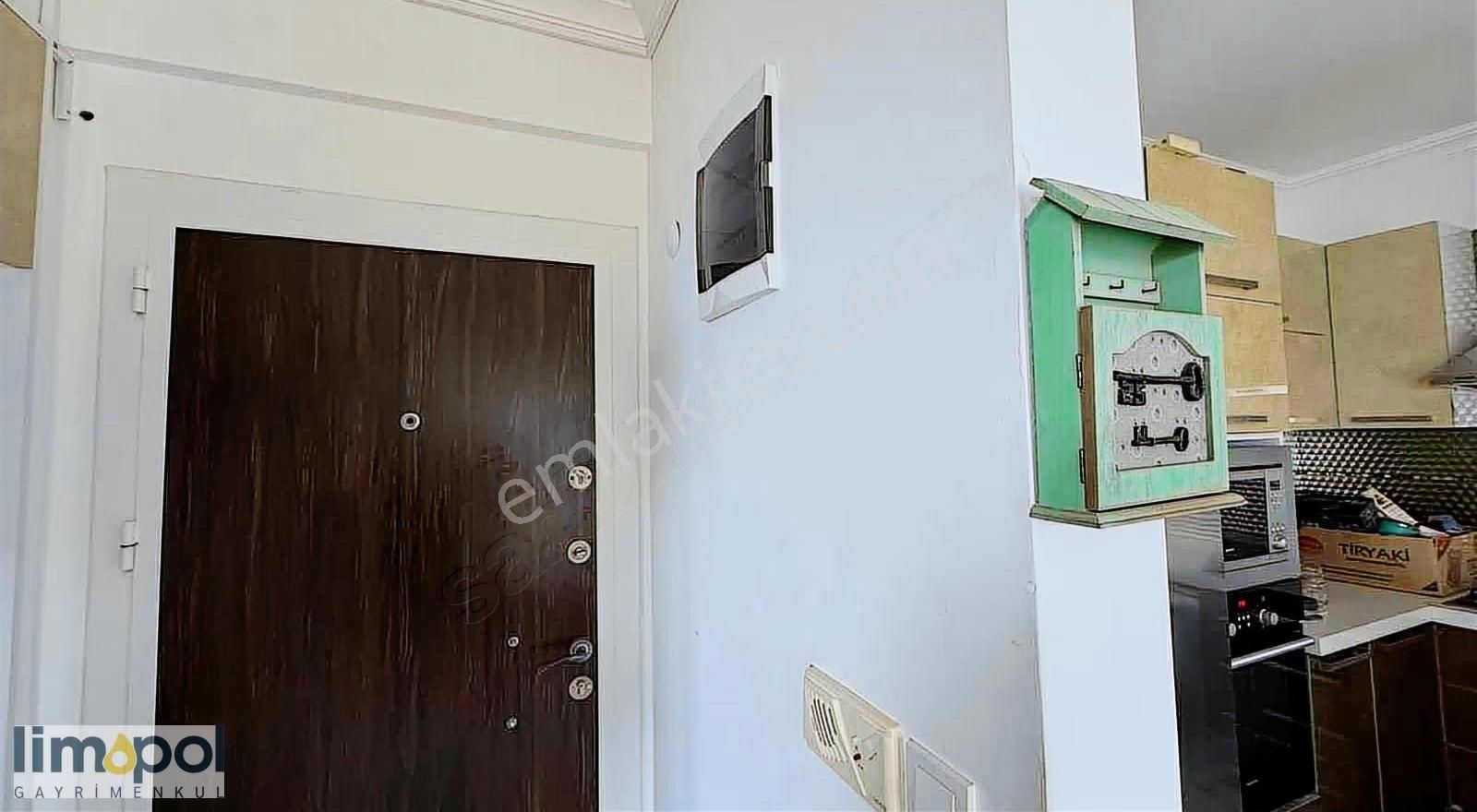 Limopol'den Kiralık 2+1 Eşyalı Daire - Görsel 21