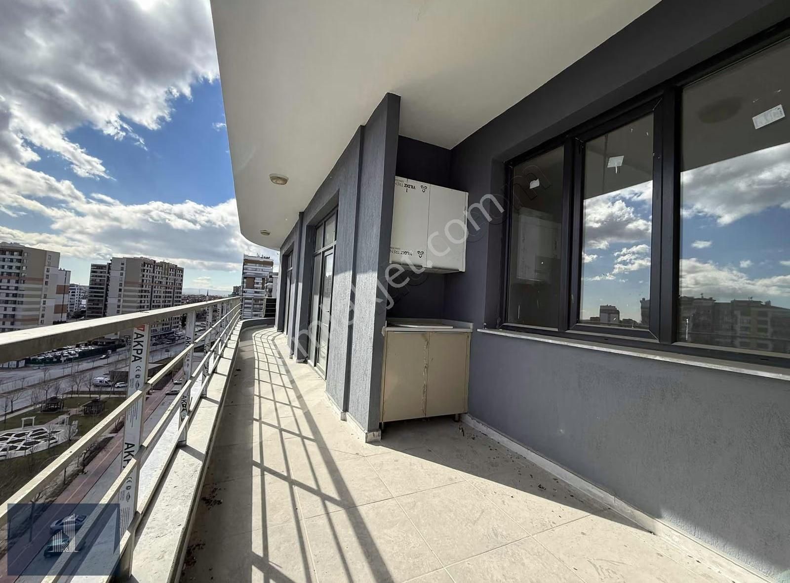 Kadir Dikici'den Gold Garden'de Ultra Lüks Satılık 5+1 Daire - Görsel 10