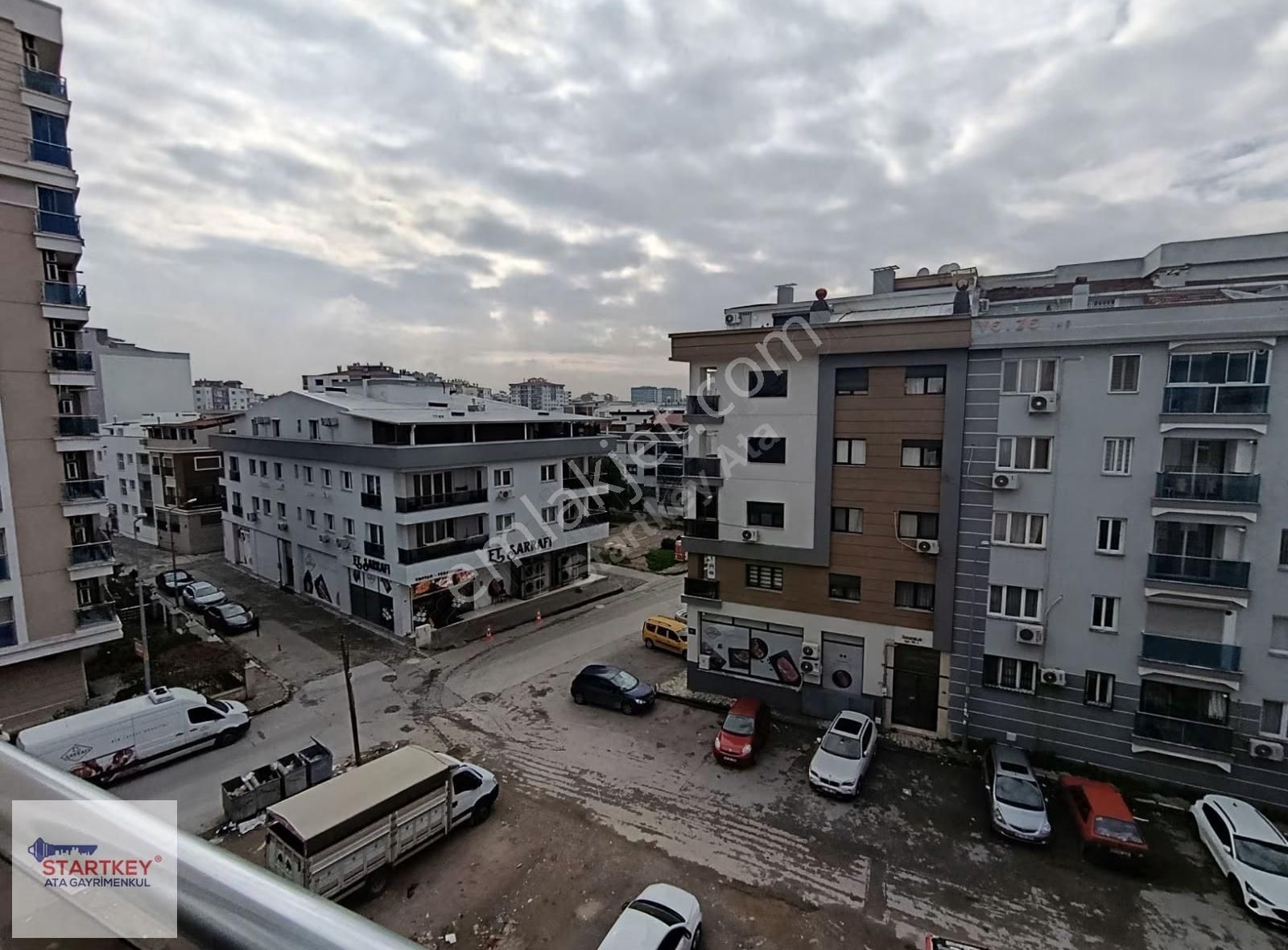 Karşıyaka Örnekköy Mahallesi Kapalı Mutfak 3+1 Satılık Daire - Görsel 9