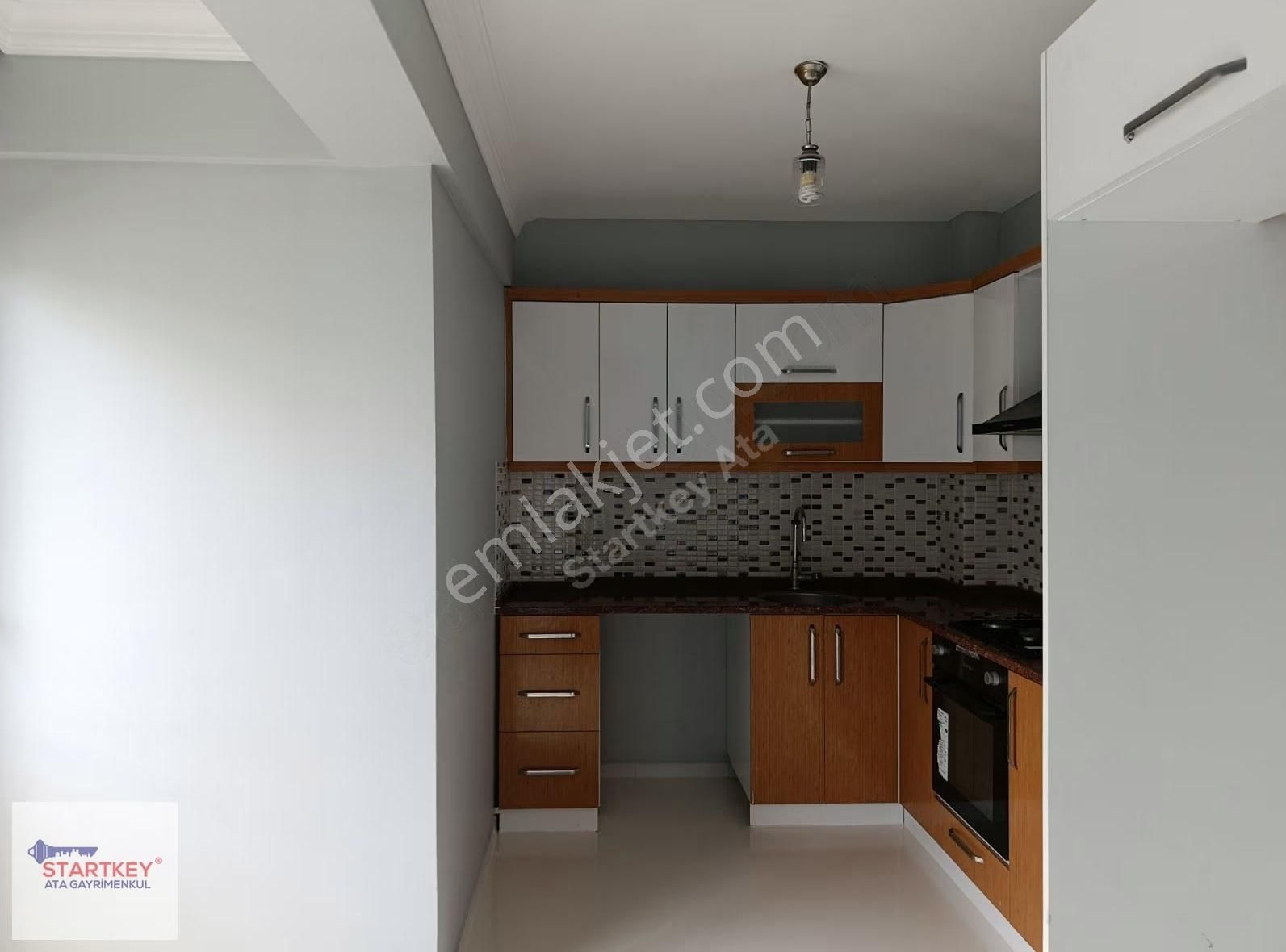 Karşıyaka Örnekköy Mahallesi Kapalı Mutfak 3+1 Satılık Daire - Görsel 3