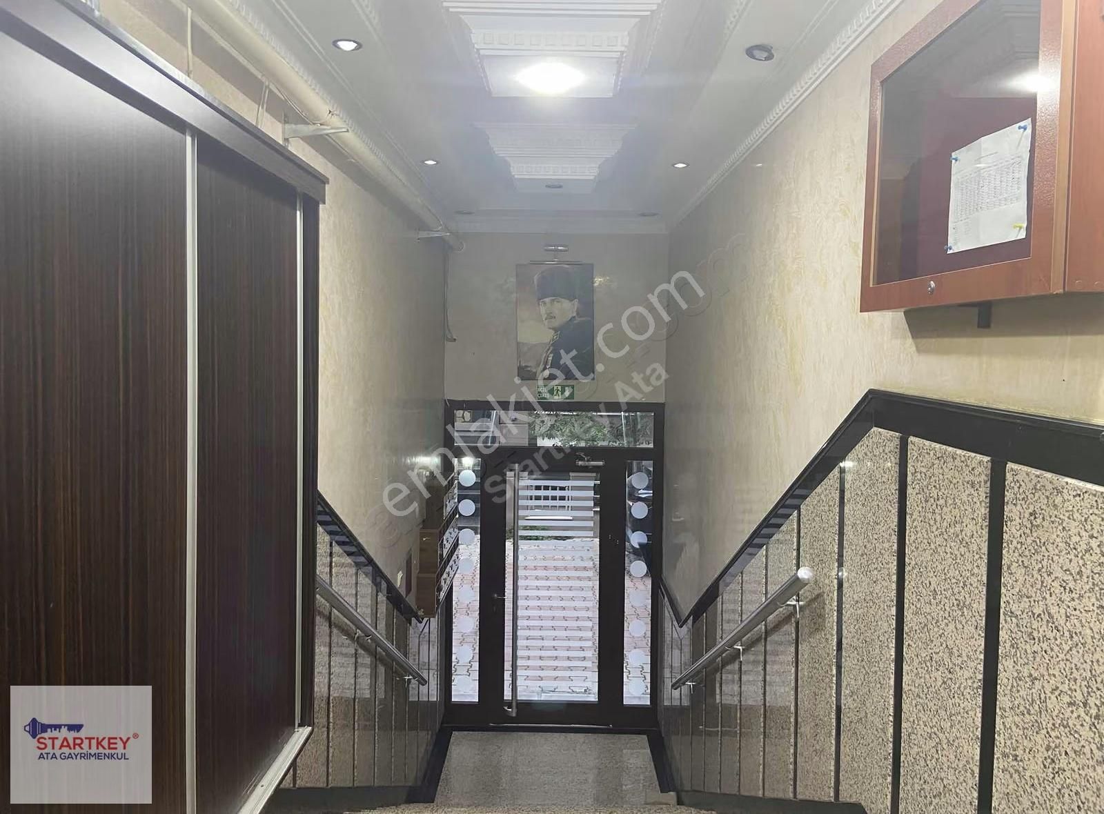 Karşıyaka Yalı Mahallesi'nde 3+1 Satılık Daire - Görsel 14