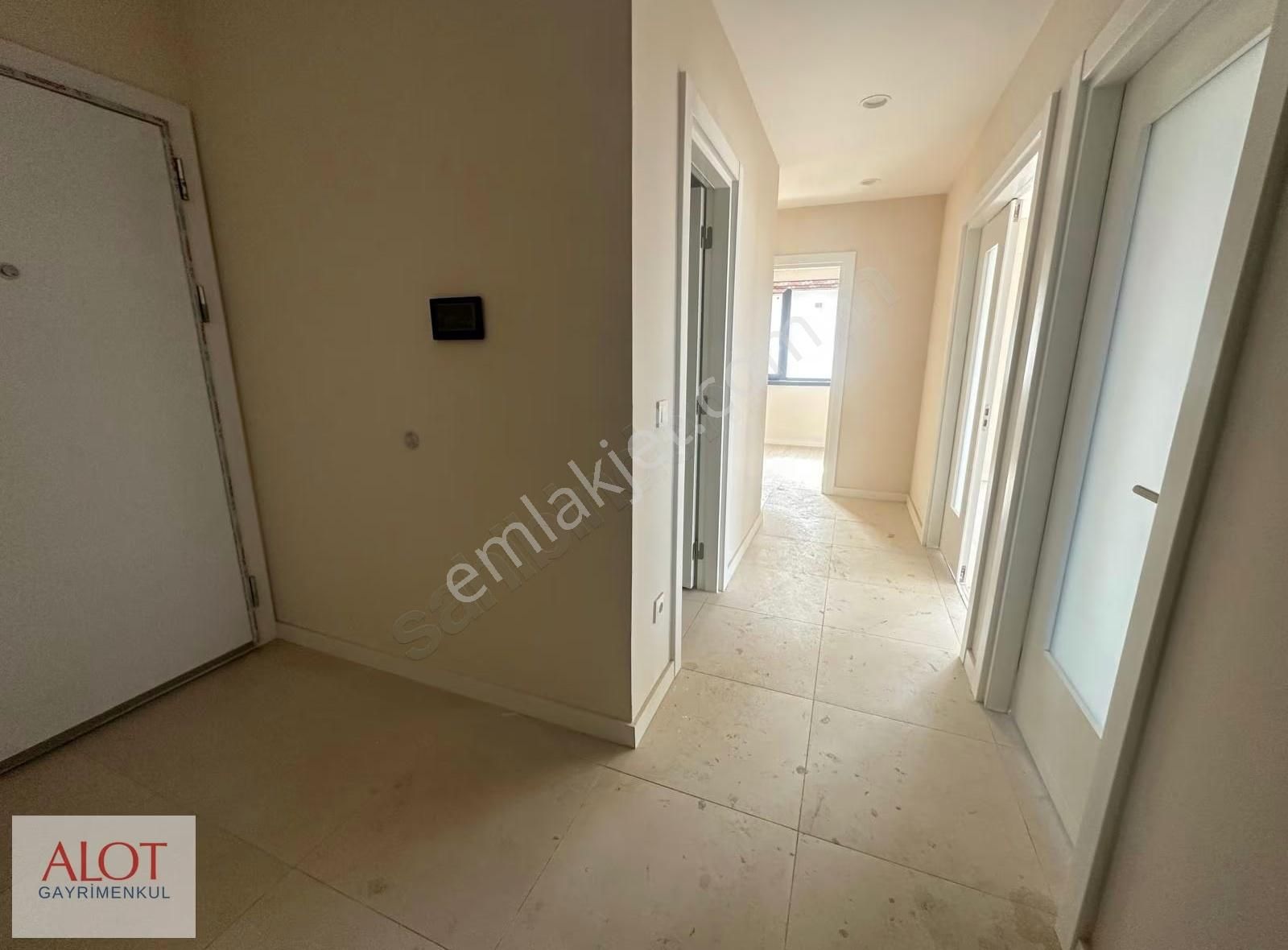 Kirazlıtepe Toki Boğaz Manzaralı 2+1 - Görsel 13