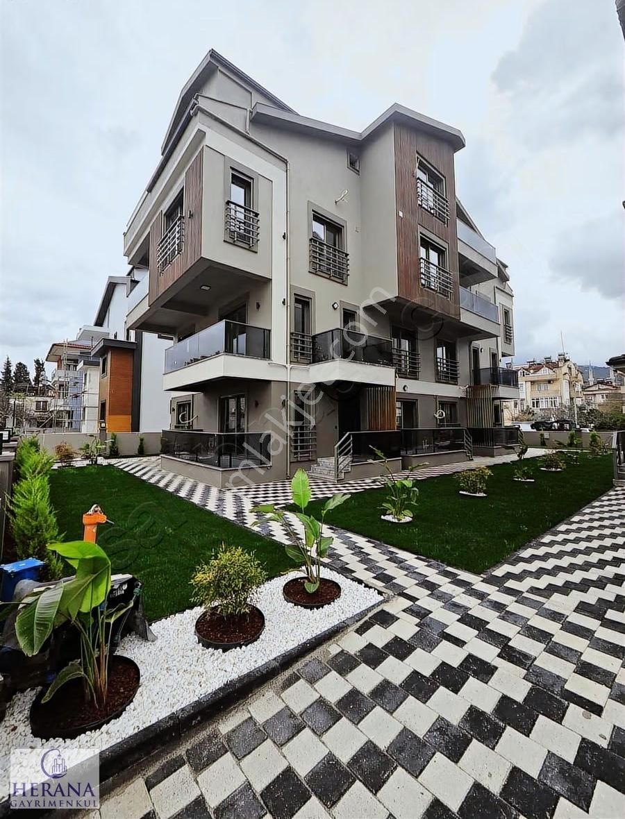 Merkezi Konumda Yapımı Yeni Tamamlanmış Kaliteli Şık Daireler - Görsel 25