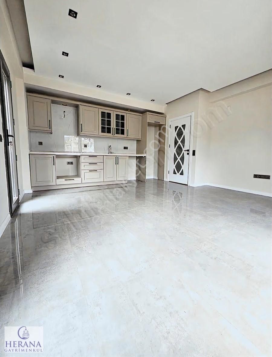 Merkezi Konumda Yapımı Yeni Tamamlanmış Kaliteli Şık Daireler - Görsel 10