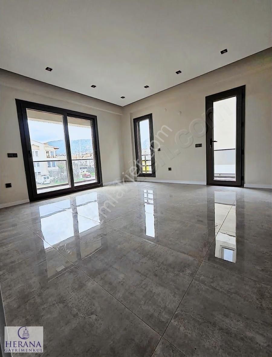 Merkezi Konumda Yapımı Yeni Tamamlanmış Kaliteli Şık Daireler - Görsel 8