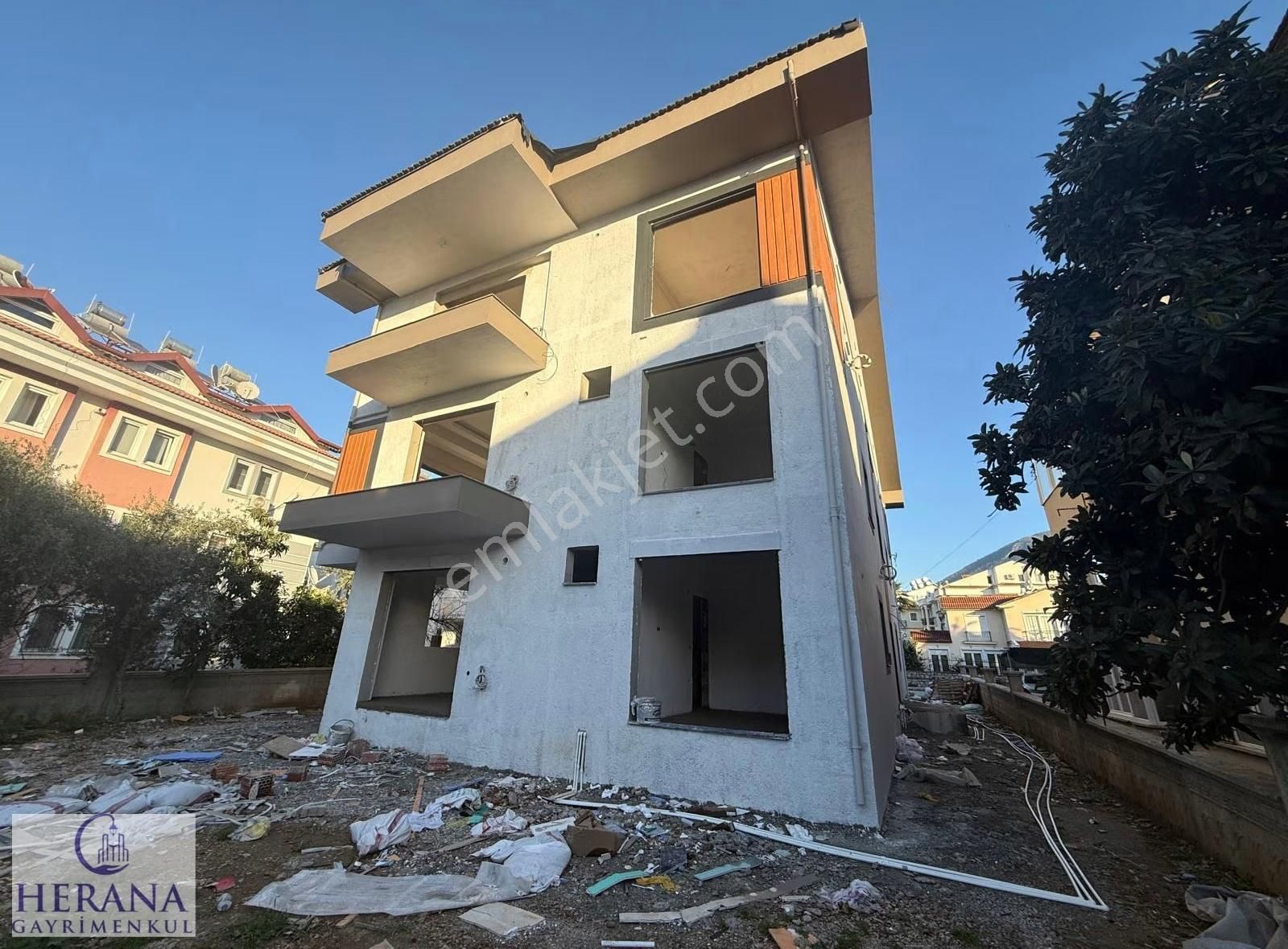 Fethiye Merkezde Satılık 3+1 Dubleks Asansörlü Bina - Görsel 12