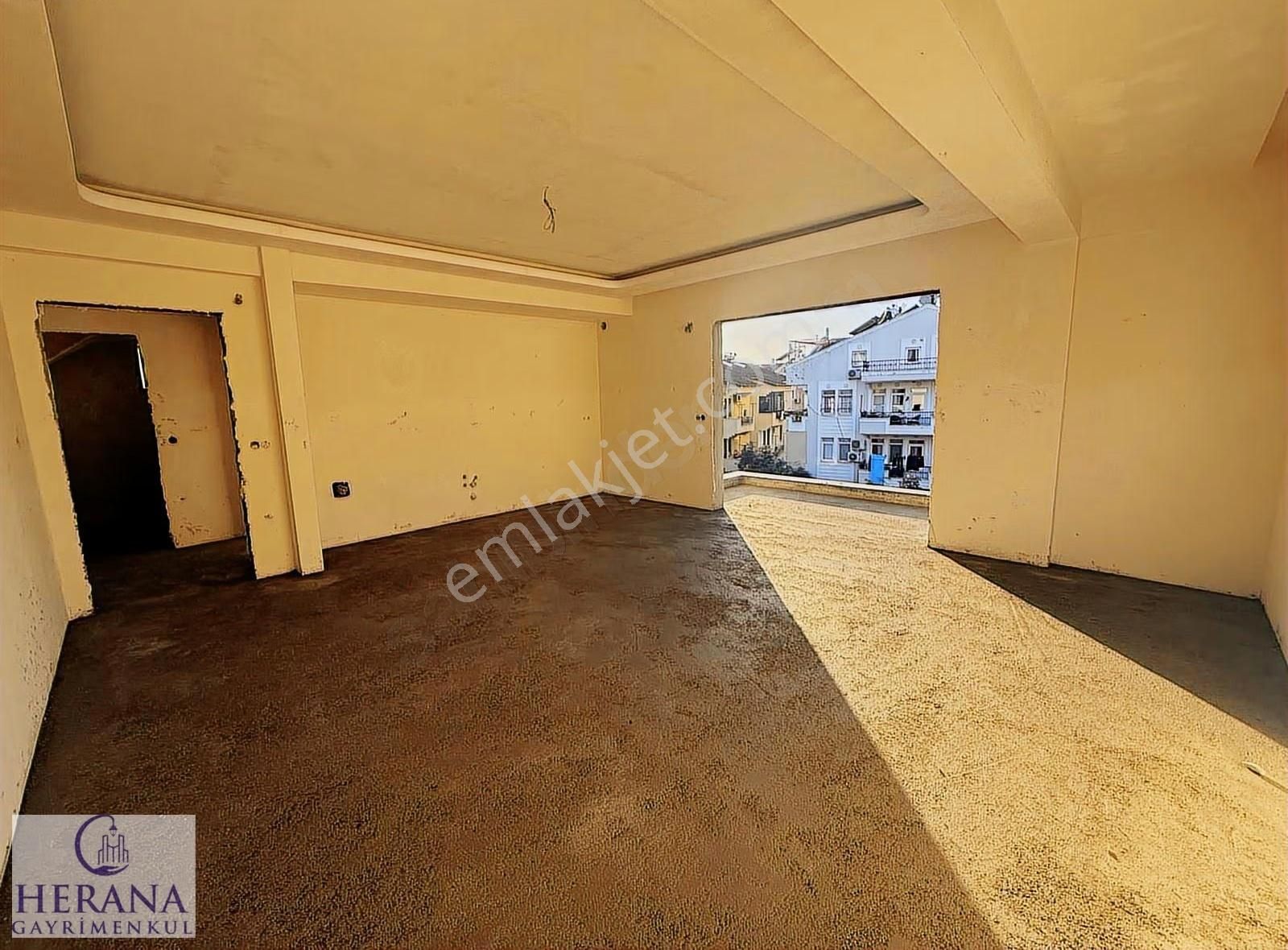 Fethiye Merkezde Satılık 4+1 Dubleks Asansörlü Bina - Görsel 13