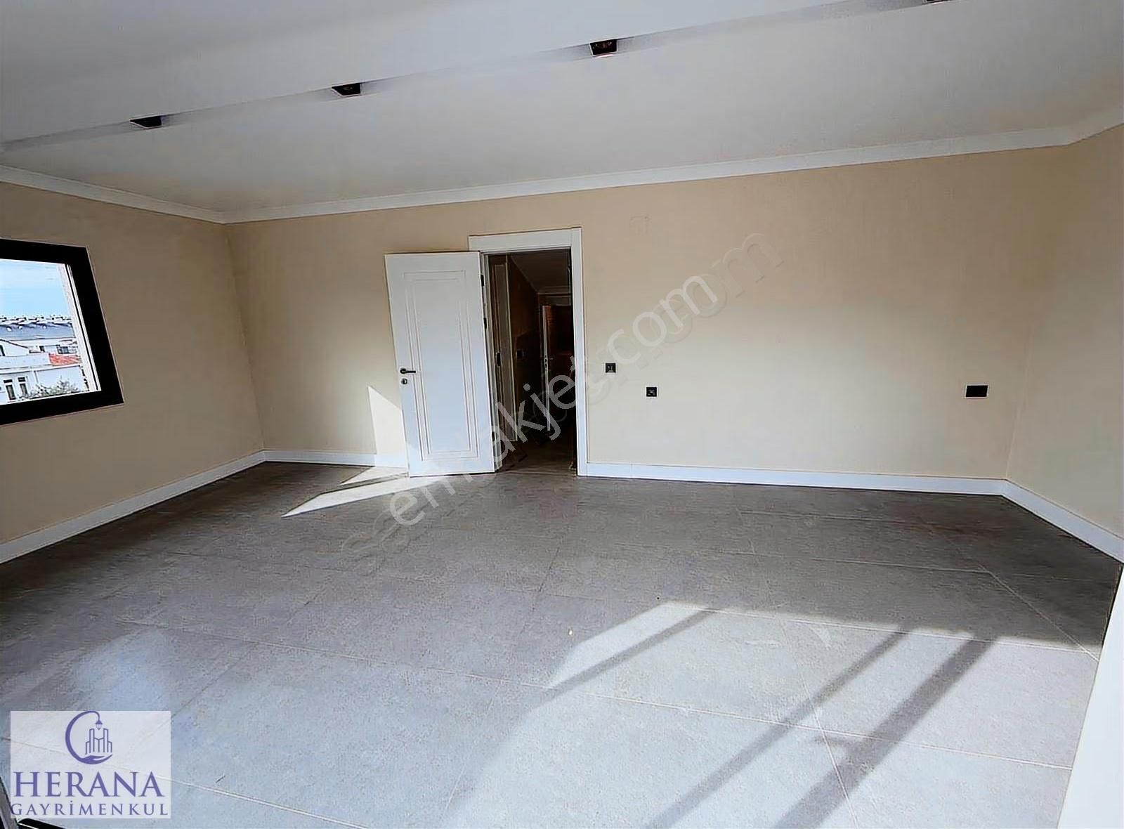 Foça' Da 8+1 Ultra Lüks Ve Geniş, Ferah Müstakil Villalar - Görsel 28