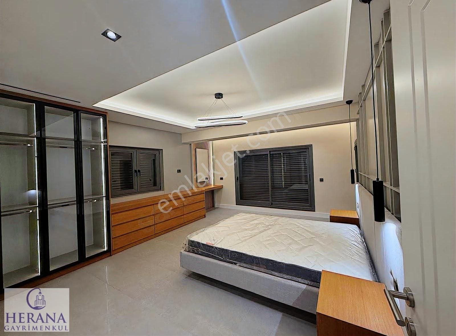 Foça' Da 8+1 Ultra Lüks Ve Geniş, Ferah Müstakil Villalar - Görsel 3