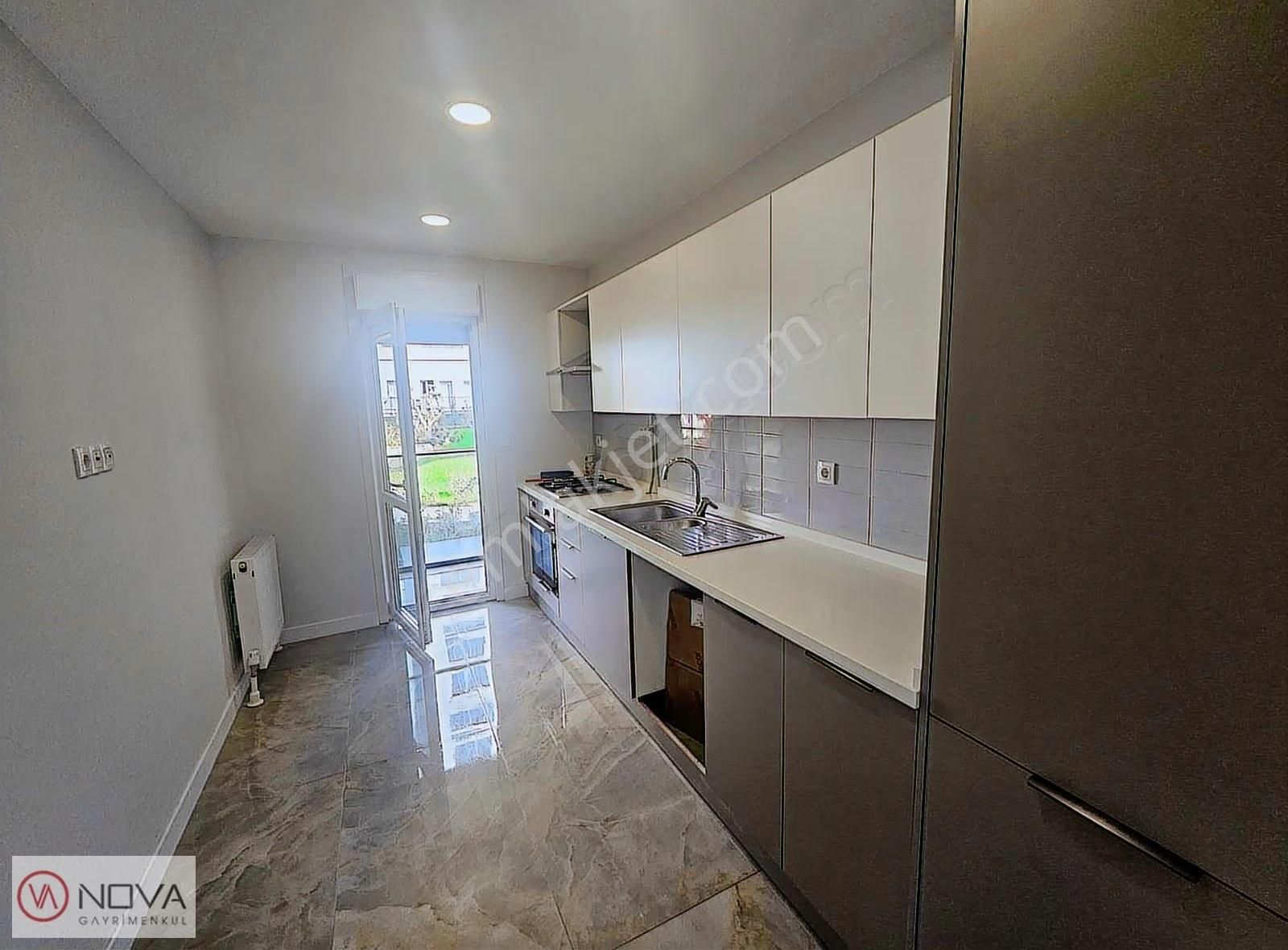 Nova'dan Erenköy'de Merkezi Konumda Modern Satılık 2+1 Daire - Görsel 6