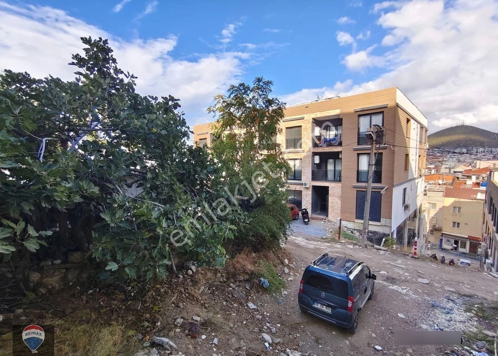 Kuşadası Merkezde Kiralık 2+1 Boş Daire Yeni Klima Ve Termosifon - Görsel 12
