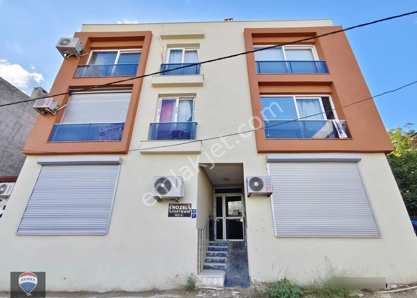 Kuşadası Merkezde Kiralık 2+1 Boş Daire Yeni Klima Ve Termosifon - Görsel 17