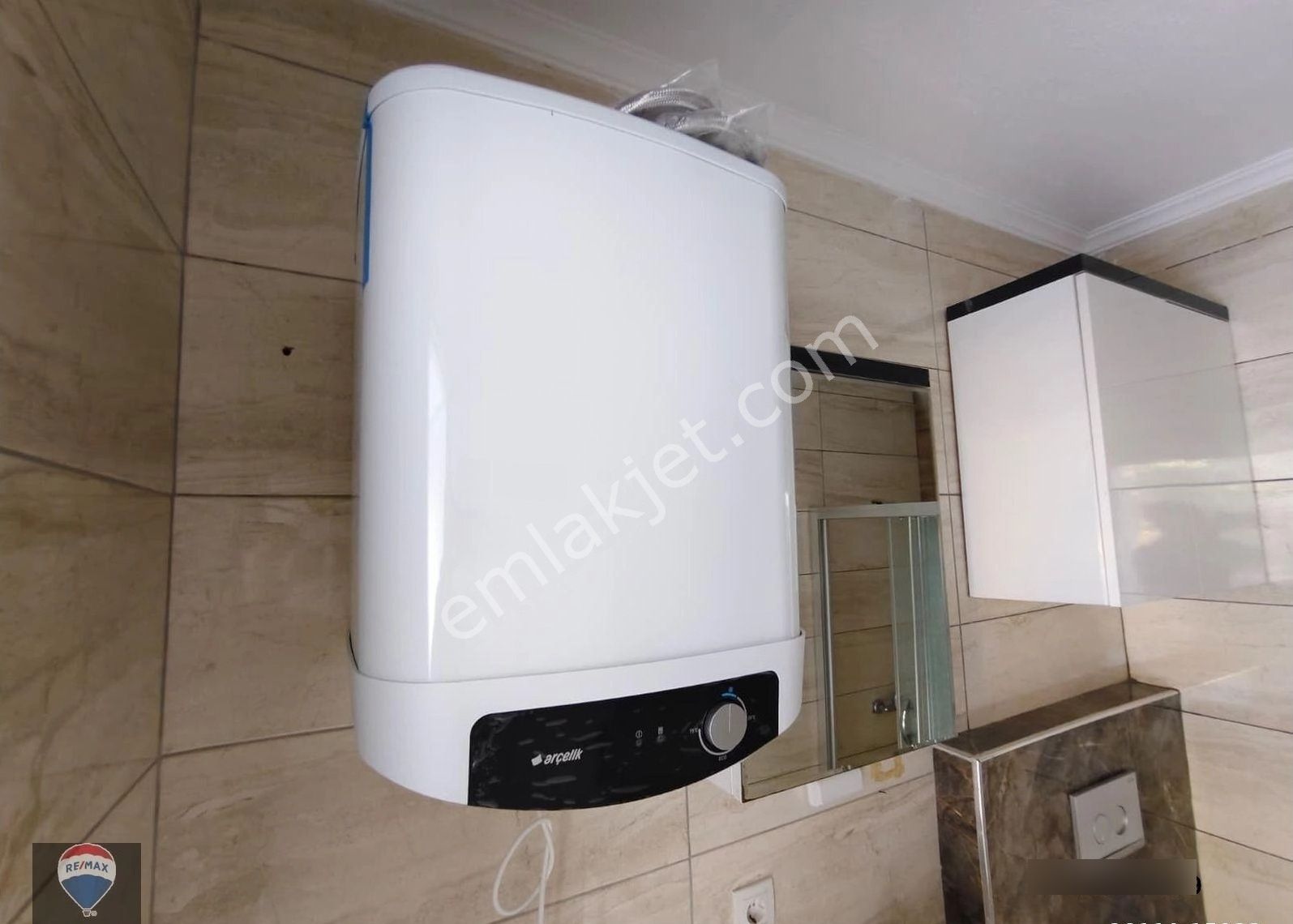 Kuşadası Merkezde Kiralık 2+1 Boş Daire Yeni Klima Ve Termosifon - Görsel 18