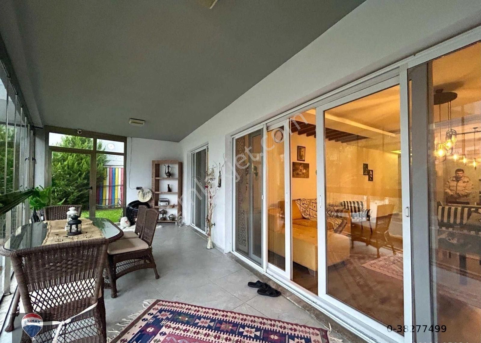 Kuşadası’nda Sitedeki Tek Bahçeli 2. Kat – 175 M² Prestıjlı Yaşam - Görsel 14