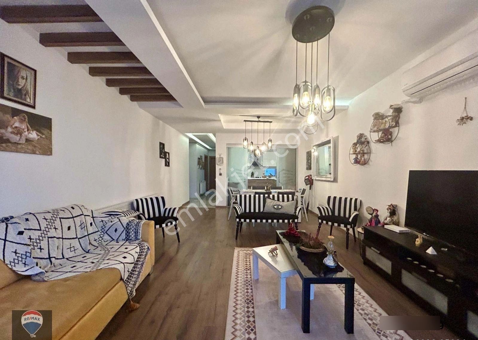 Kuşadası’nda Sitedeki Tek Bahçeli 2. Kat – 175 M² Prestıjlı Yaşam - Görsel 5